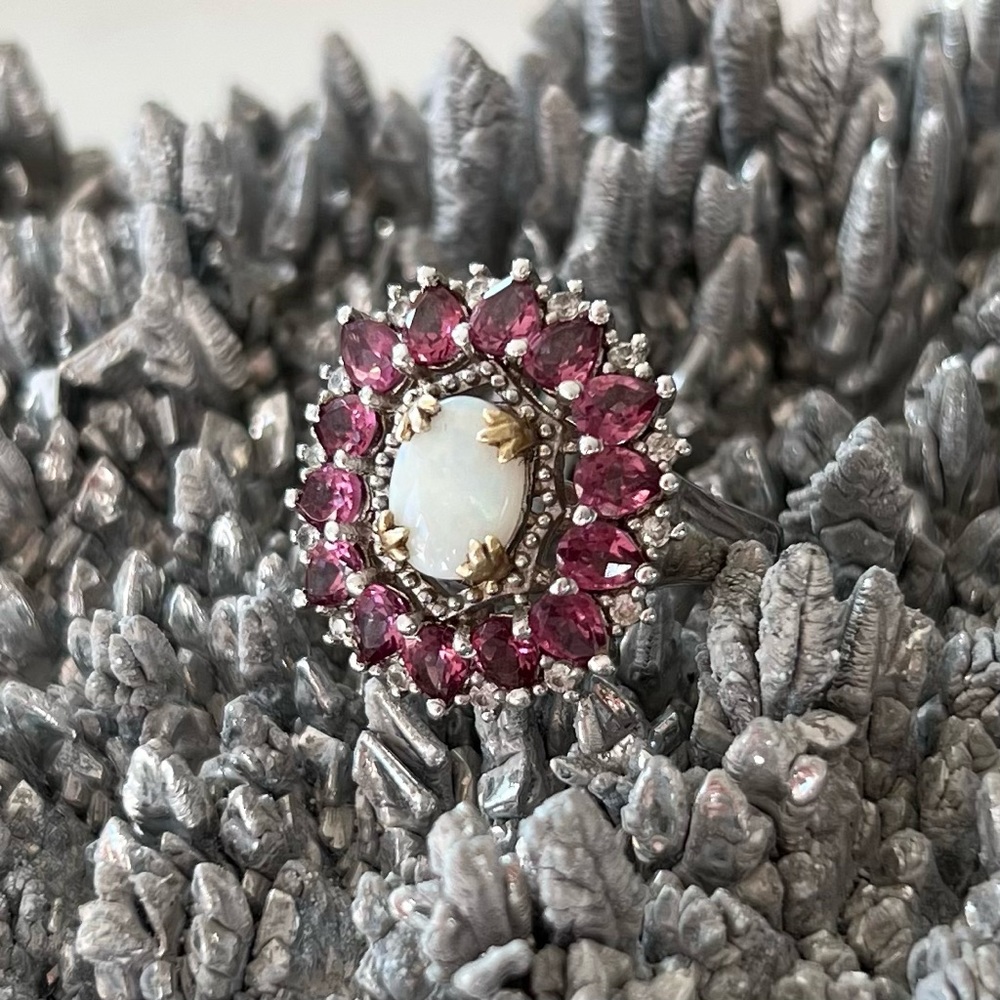 Vintage Sterling Silver Garnet + Ethiopian Opal Ring - Picture 5 of 11